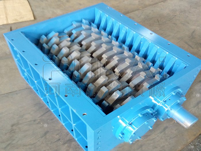 雙軸塑料撕碎機(jī)結(jié)構(gòu)