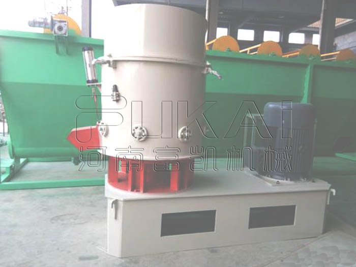 塑料團(tuán)粒機(jī)