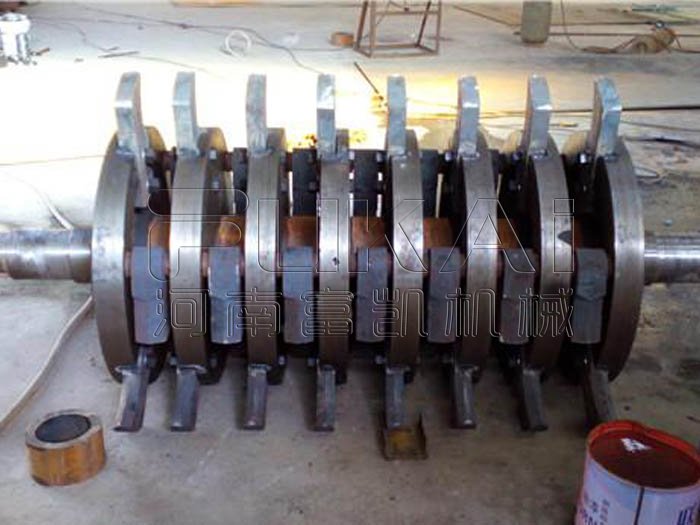 機(jī)油濾芯破碎機(jī)內(nèi)部結(jié)構(gòu)