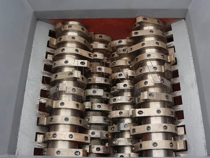 四軸金屬撕碎機