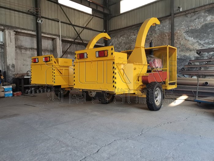 移動樹枝粉碎機