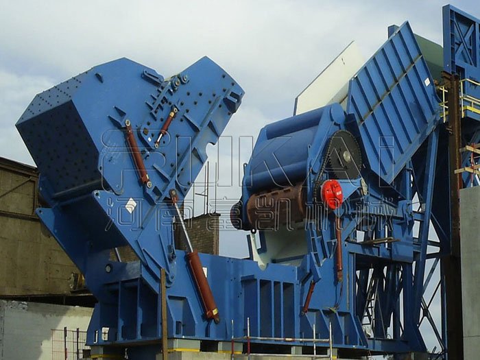 大型易拉罐粉碎機