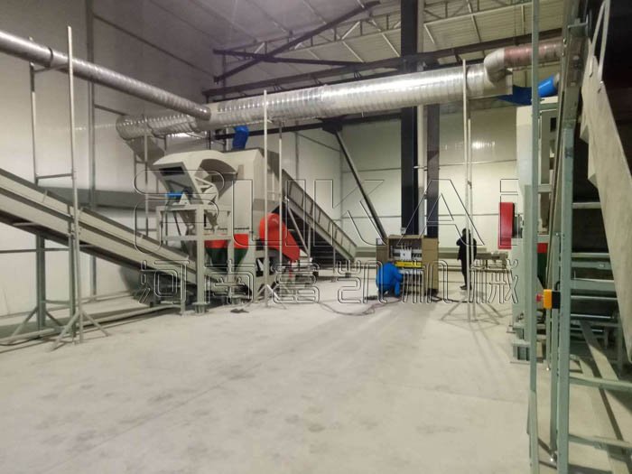 塑料垃圾桶破碎機(jī)